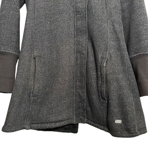 The North Face woman’s black fleece parka size M - Picture 7 of 9